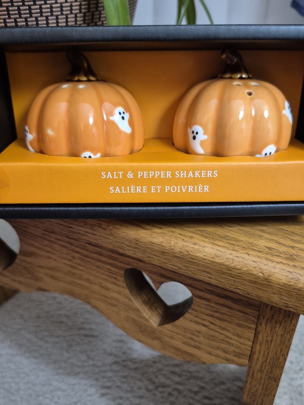 Halloween Pumpkin Ghost Salt & Pepper Shaker Set - Orange